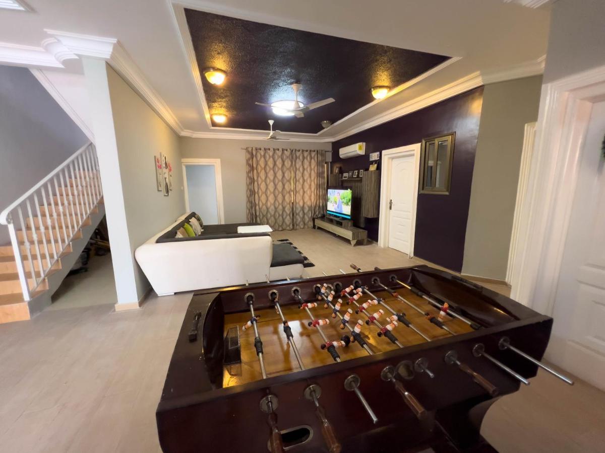 T'S Place Adenta Luaran gambar